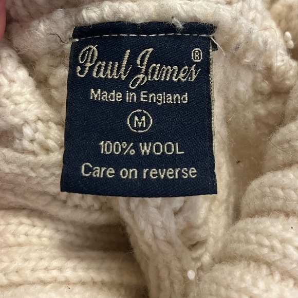 Paul James %100 Wool Sweater - Picture 5 of 10